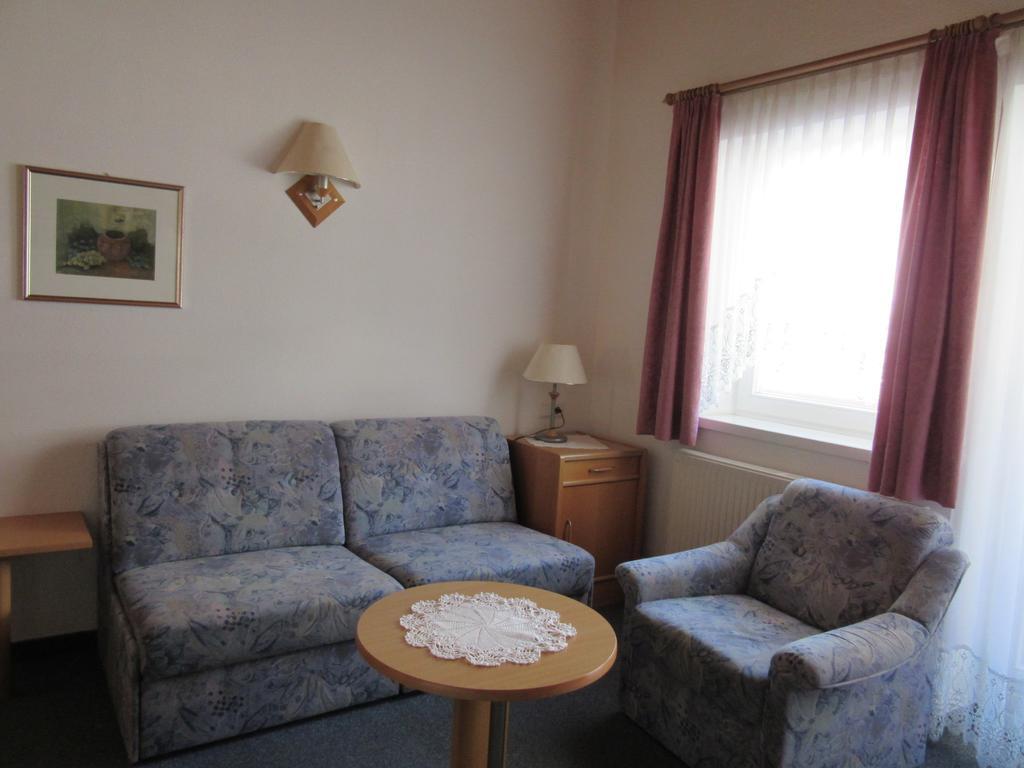Ferienwohnung Haus Bachmann Innichen Exterior foto